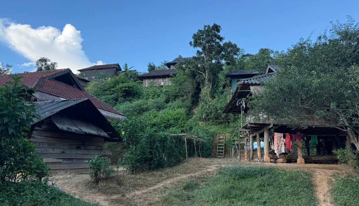 Một góc bản Pú Sung, xã Mường Phăng. Ảnh: Văn Thành Chương