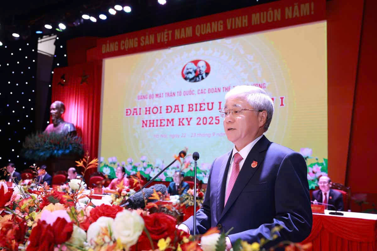 Dong chi Do Van Chien - Uy vien Bo Chinh tri, Bi thu Trung uong Dang, Bi thu Dang uy MTTQ, cac doan the Trung uong, Chu tich Uy ban Trung uong MTTQ Viet Nam. Anh: Hai Nguyen