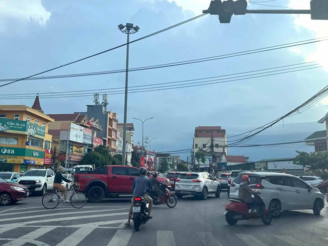 Đề nghị bố trí 2,5 tỉ đồng sửa chữa các cụm đèn tín hiệu giao thông ở Quảng Trị