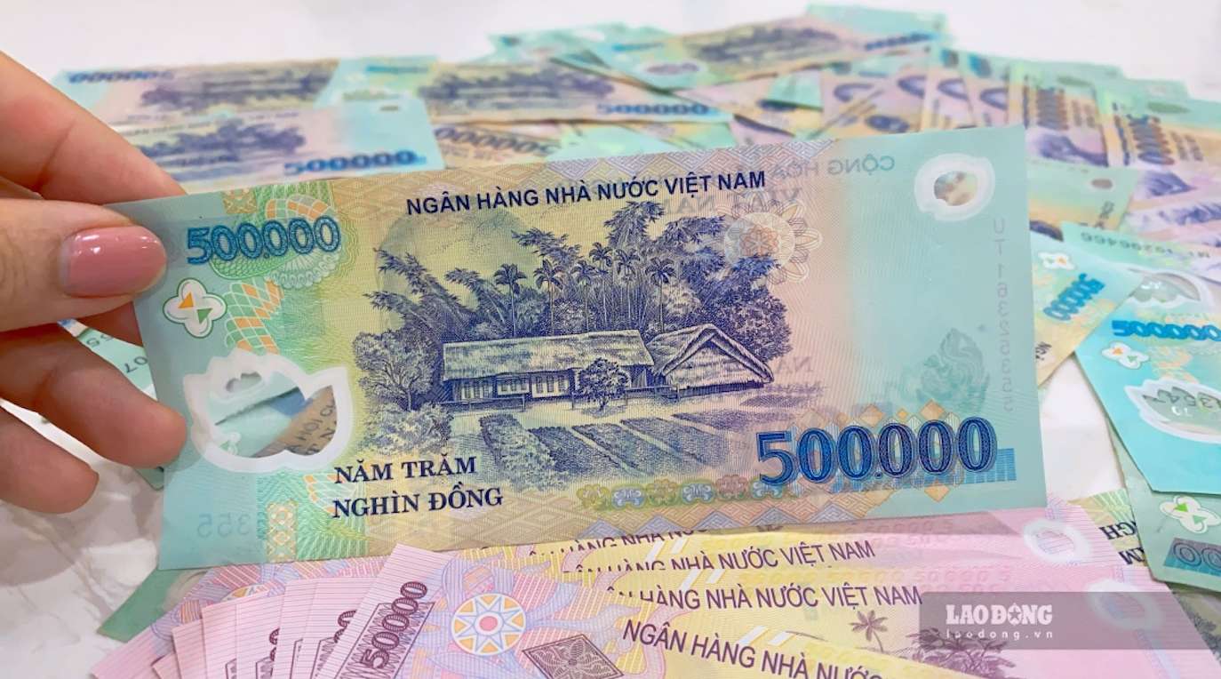 BIDV applique un cadre de taux d'interet d'epargne pour les particuliers d'environ 0 10 a 4 9 %/an. Photo : Tra My