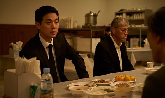 Dàn diễn viên trong bom tấn Nhân diện. Ảnh: CGV.