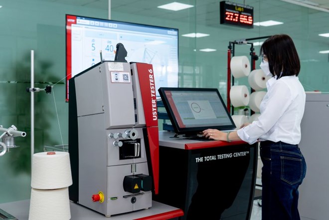 Tổng Công ty Cổ phần Dệt may Hòa Thọ chuyển đổi số toàn diện các mặt hoạt động từ sản xuất đến kinh doanh. Ảnh: Tổng Công ty Cổ phần Dệt may Hòa Thọ