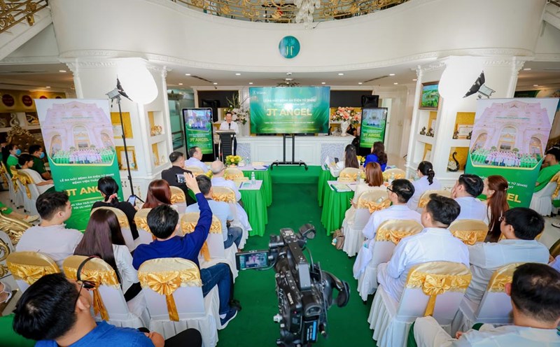 JT Angel Cosmetic Hospital officially announced the implementation of the electronic medical record system (EMR). Photo: Provided by the hospital