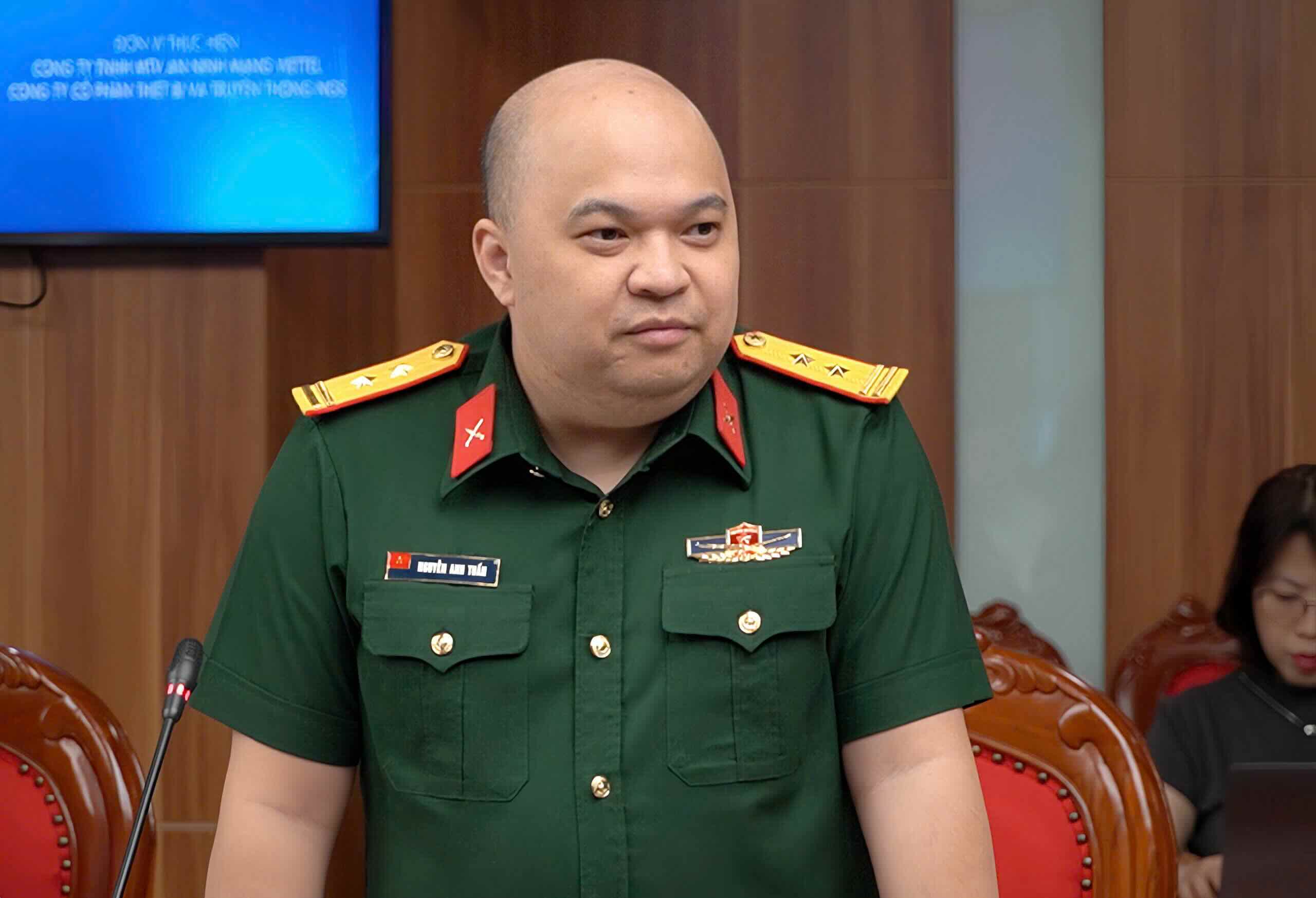 Dai dien nhieu co quan, don vi chuyen trach ve an ninh mang va cac doanh nghiep cong nghe dua ra nhung y kien dong gop cho Hoi nghi. Anh: Hao Thien