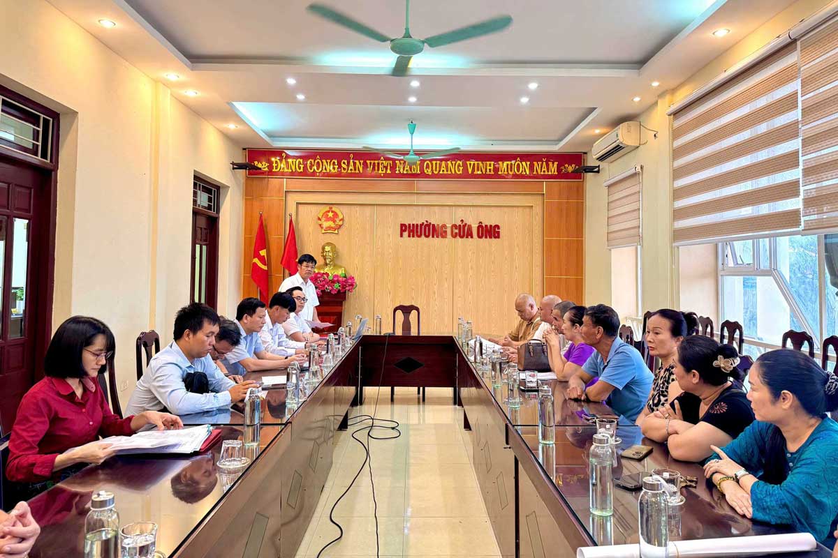 Quang canh hoi nghi. Anh: Cong TTDT Cua Ong