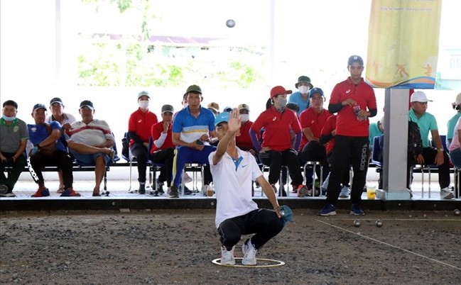 페탕크는 베트남을 포함한 동남아시아에서 꽤 인기 있는 스포츠입니다. 사진: 탄 안