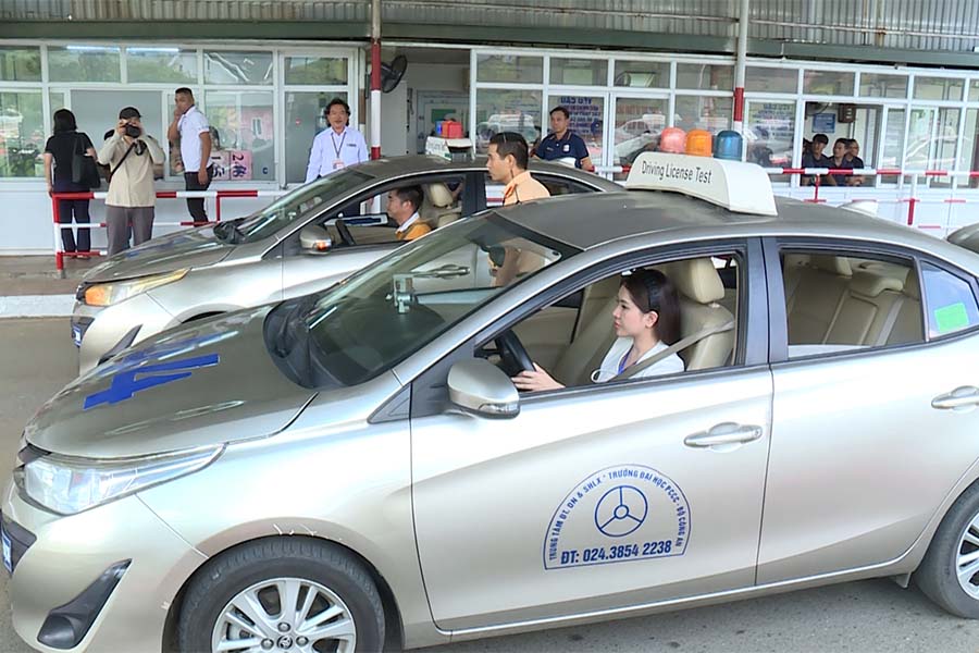 Expanding the network of satellite driving test centers to reduce "crowding" of records in the inner city