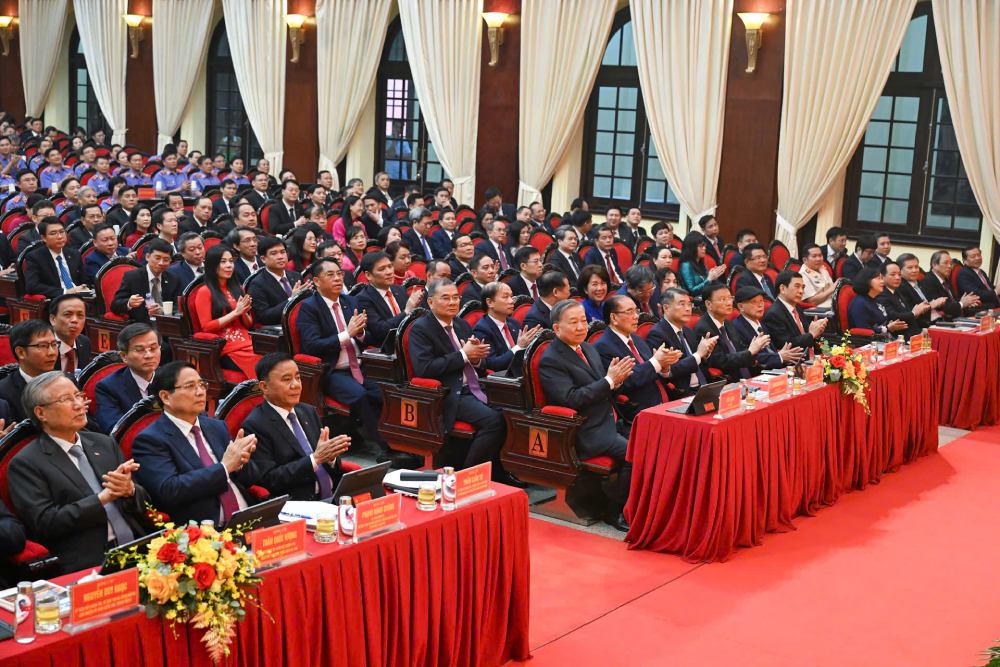 Tong Bi thu To Lam va cac lanh dao, nguyen lanh dao Dang, Nha nuoc du Dai hoi. Anh: Hai Nguyen