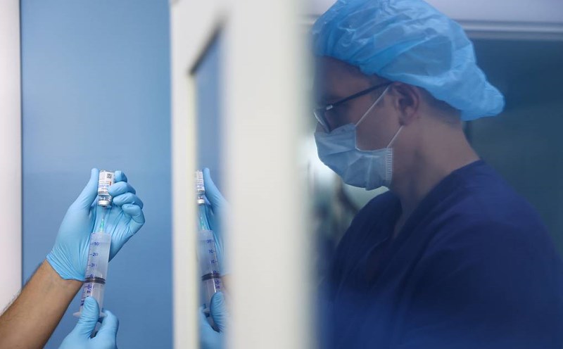 Russia prepares to apply a vaccine to treat cancer patients. Photo: TASS