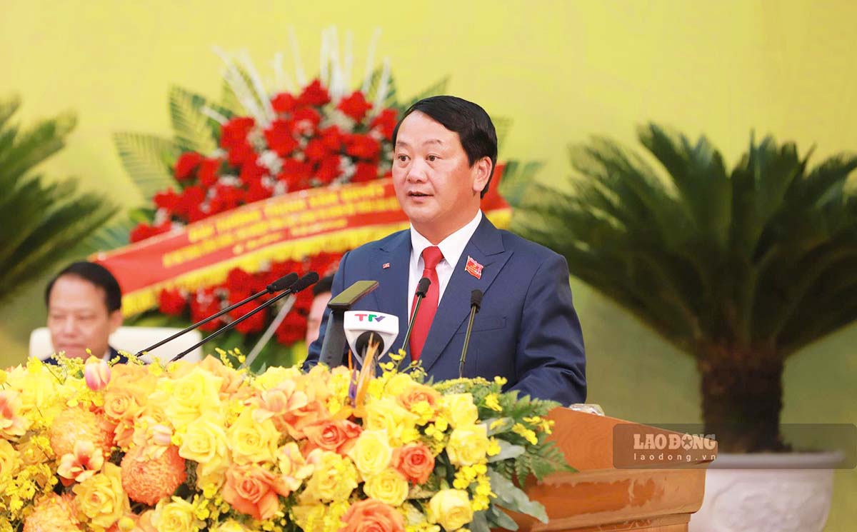 M. Hau A Lenh designe par le Bureau politique pour occuper le poste de secretaire du Comite provincial du Parti de Tuyen Quang pour le mandat 2025-2030. Photo : PV.