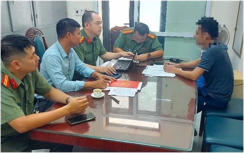 Phòng An ninh mạng và phòng, chống tội phạm sử dụng công nghệ cao triệu tập, đấu tranh với P.V.M. Ảnh: Công an thành phố Hải Phòng 