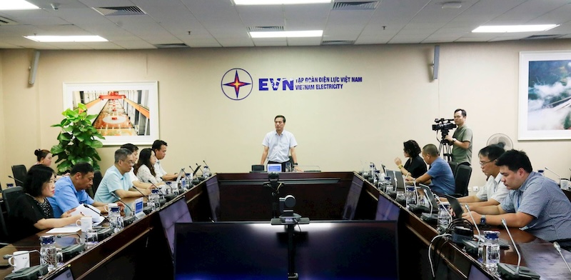 The software training course on Organization and Organization Management of the Sanitation Safety Network - Module of the SMIS System is organized by the Vietnam Electricity Trade Union. Photo: Dac Cuong