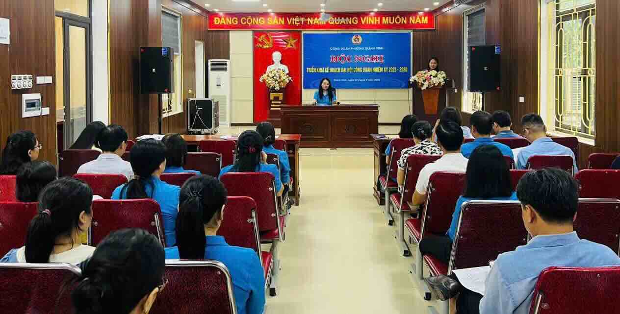 Conference to deploy the plan for the Trade Union Congress for the 2025-2030 term. Photo: Nghe An Trade Union