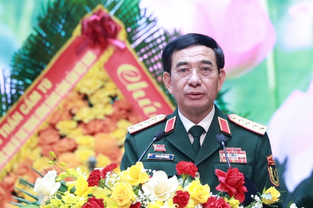 General Phan Van Giang - Politburo member, Deputy Secretary of the Central Military Commission, Minister of National Defense - spoke at the Congress. Photo: Hai Nguyen