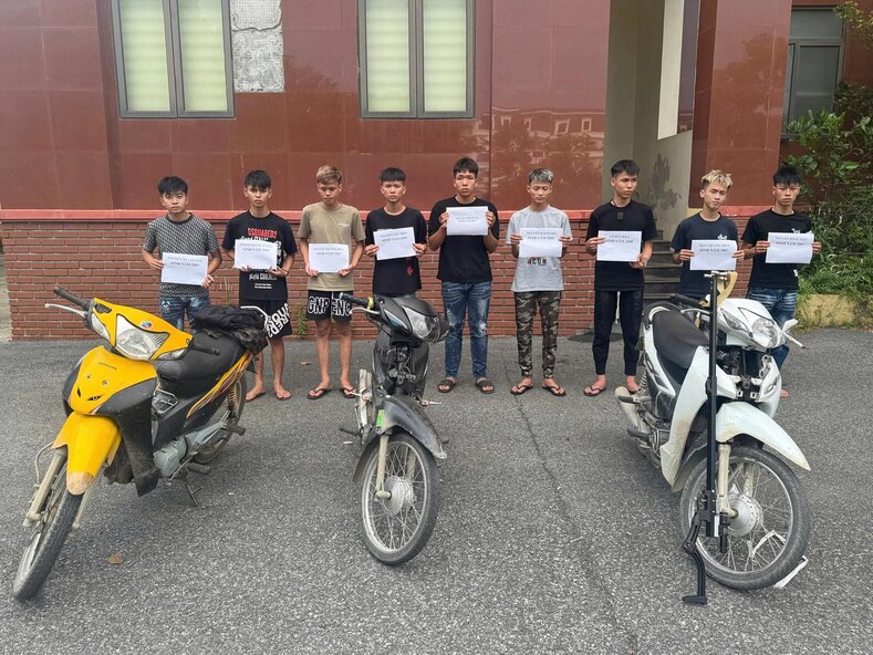 9 thanh thiếu niên bị khởi tố. Ảnh: Công an tỉnh Phú Thọ.