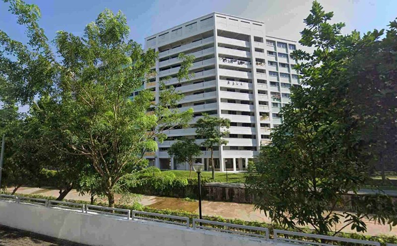 Image of Block 323 Yishun Central, Singapore - where the Vietnamese couple was stabbed by neighbors. Source: Google Maps