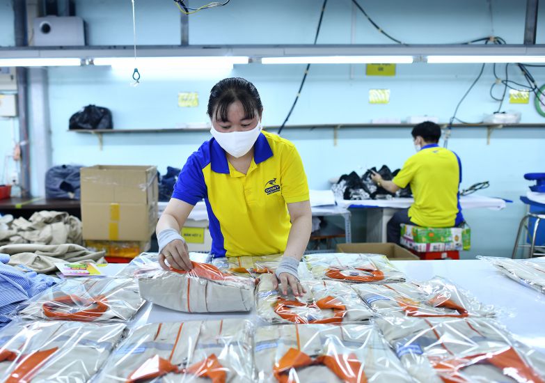 베트남-EU 자유 무역 협정은 베트남 기업에 황금 같은 기회와 준수해야 할 과제를 열어줍니다. 사진: 응옥 레