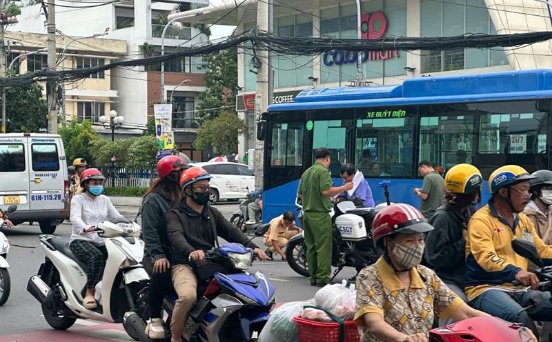 Scene of an accident on Quang Trung Street, Ho Chi Minh City. Photo: Minh Tam