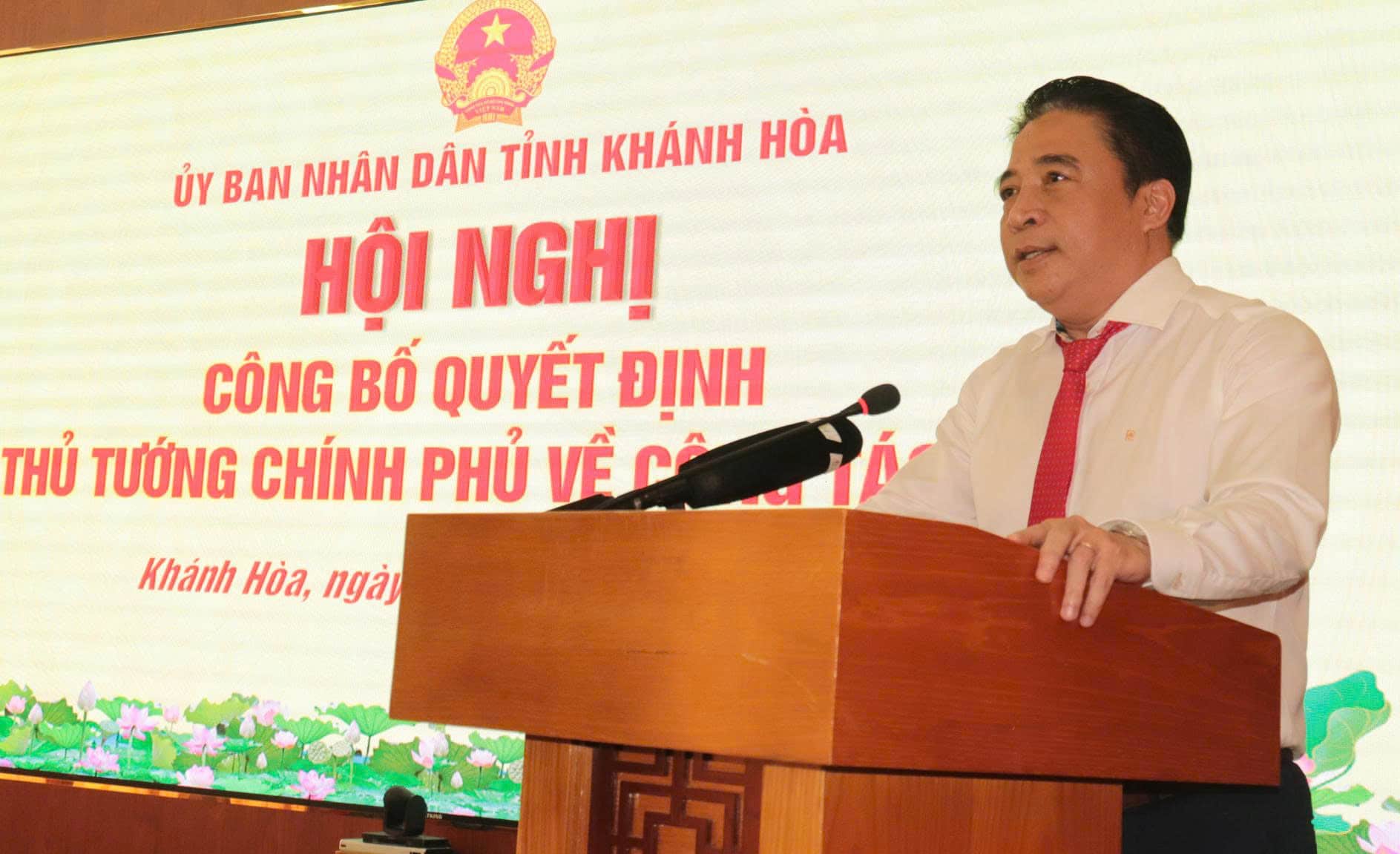 Tan Chu tich UBND tinh Khanh Hoa Nguyen Khac Toan phat bieu tai hoi nghi. Anh: Huu Long