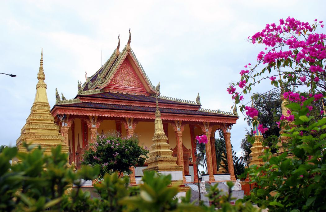 The main hall of Prey Veng pagoda - the semi-painted area of That Son in Tri Ton commune, An Giang province. Photo: Luc Tung