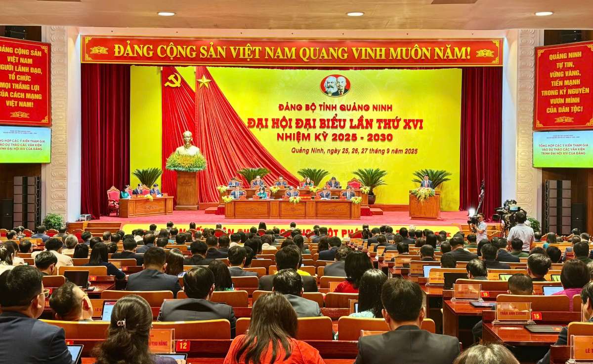 The adjournment session was held by the 16th Quang Ninh Provincial Party Congress, term 2025 - 2030. Photo: Nguyen Hung