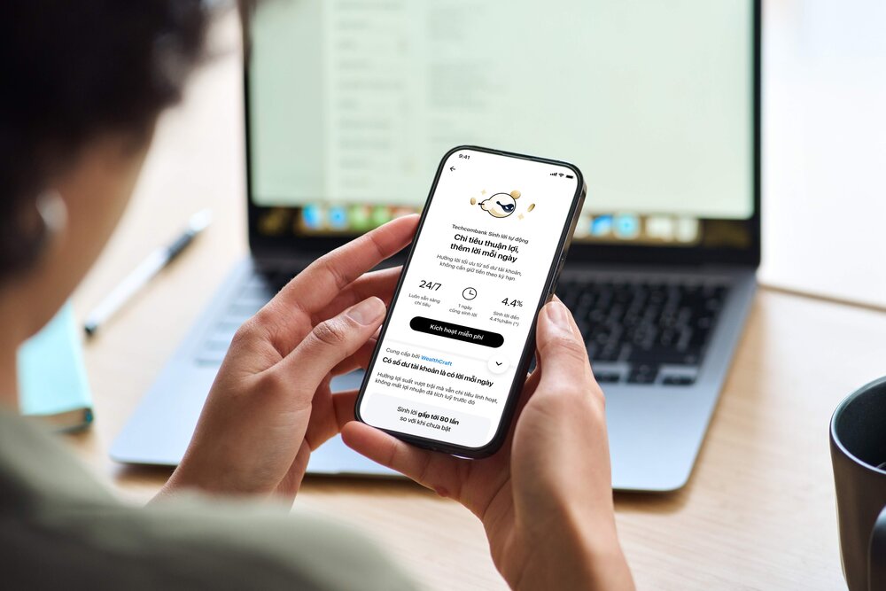 Su phat trien cua ngan hang so va “do sanh” cong nghe cua nguoi dan la chat xuc tac de Sinh loi tu dong tro thanh xu huong tat yeu. Ảnh: Techcombank