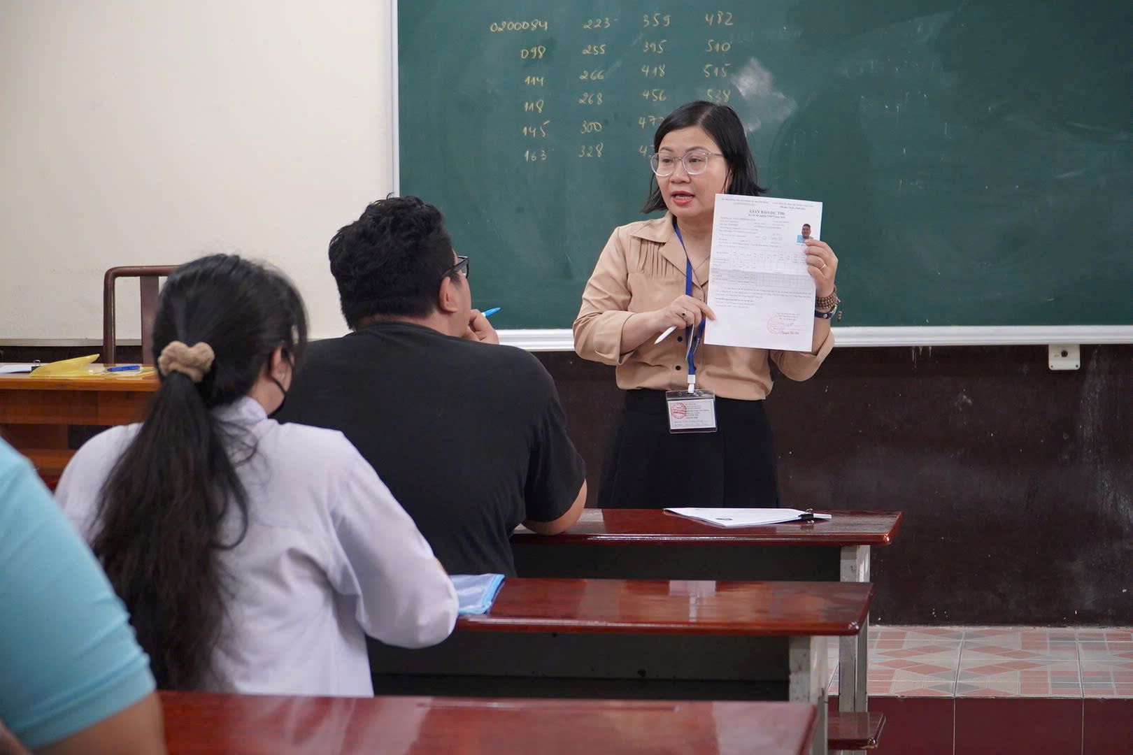 Ciudad Ho Chi Minh recluta este año a mas de 5.700 profesores para todos los niveles educativos. Foto: Chan Phuc