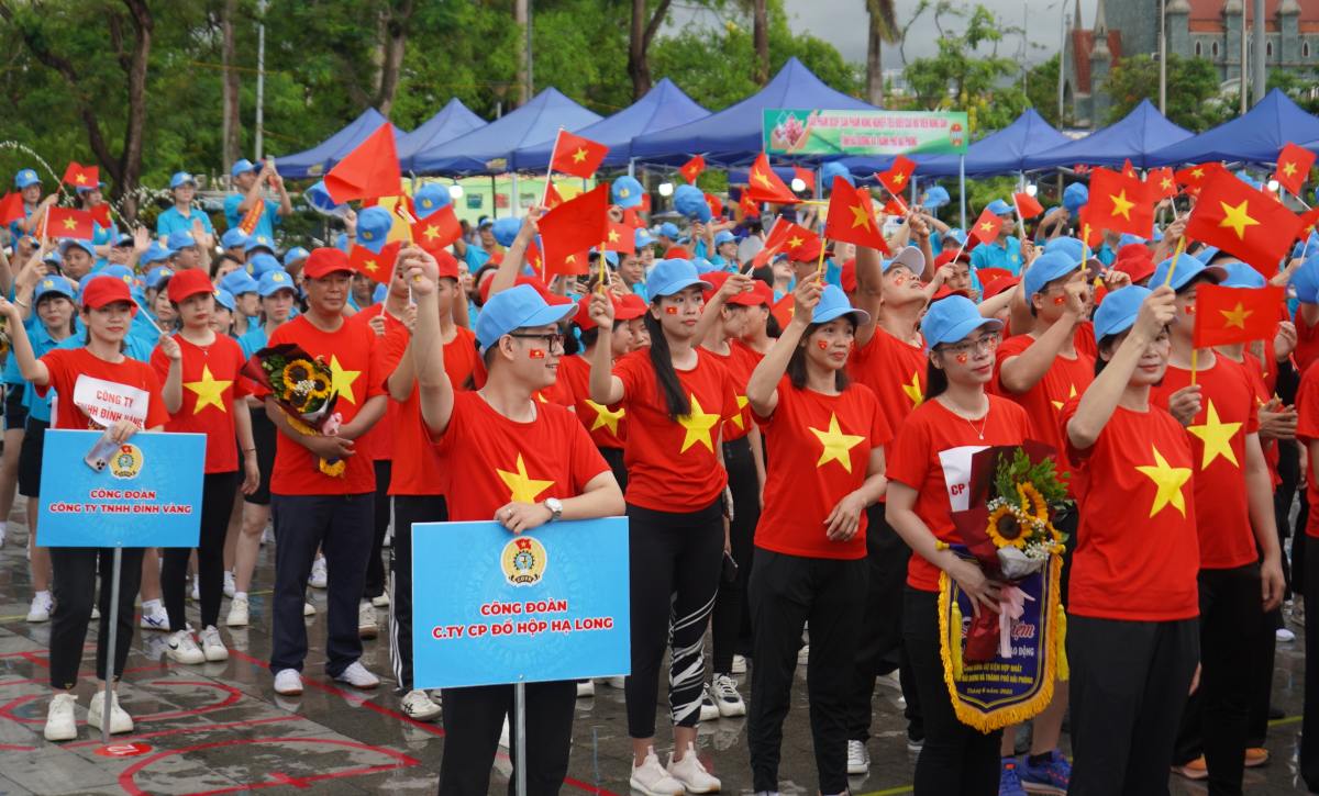 Hai Phong overcomes the situation of late payment of social insurance, health insurance, and unemployment insurance in the city. Photo: Mai Dung