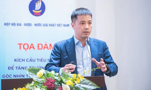 Ông Đậu Anh Tuấn – Phó Tổng Thư ký VCCI nói về khó khăn của ngành đồ uống Việt Nam. Ảnh: VGP/HT