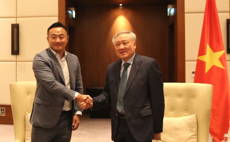 Deputy Prime Minister Nguyen Hoa Binh received the General Director of Bybit Group of the UAE on September 24, 2025. Photo: VGP