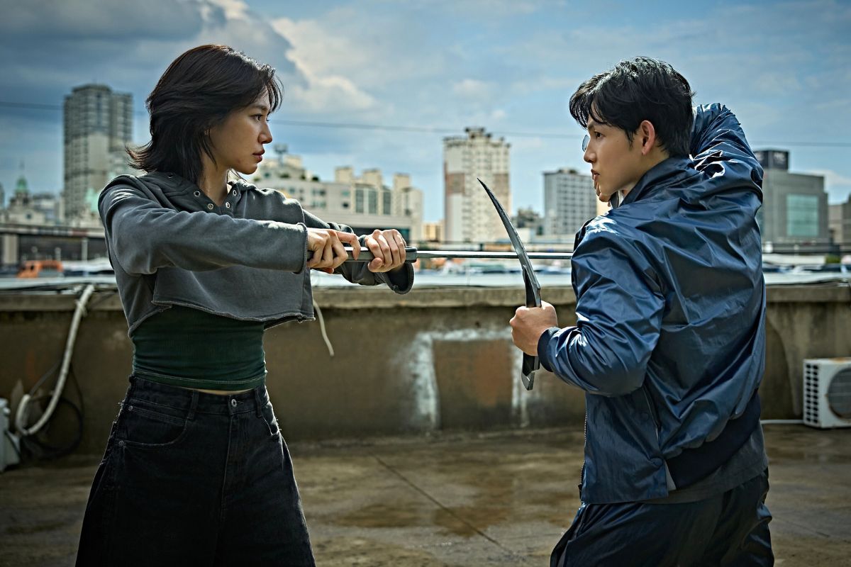 Park Gyu Young and Im Si Wan of Squid Game reunite. Photo: Producer