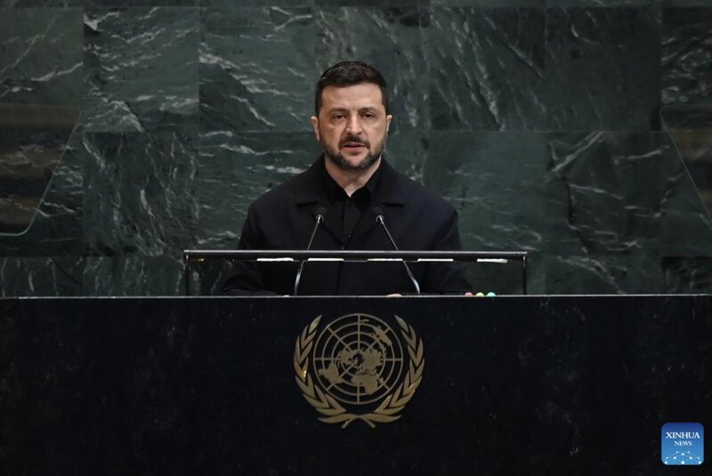 Tổng thống Ukraina Zelensky phát biểu tại Phiên thảo luận chung Đại hội đồng Liên Hợp Quốc khóa 80 tại trụ sở Liên Hợp Quốc ở New York, ngày 24.9.2025. Ảnh: Xinhua