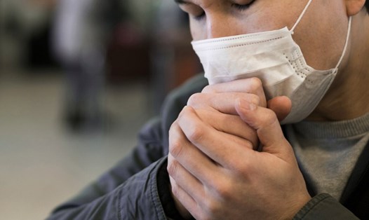 Nhiều người mắc bệnh hô hấp, đặc biệt là hen suyễn, dễ bị ảnh hưởng bởi những quan niệm thiếu cơ sở. Ảnh: Thùy Dương