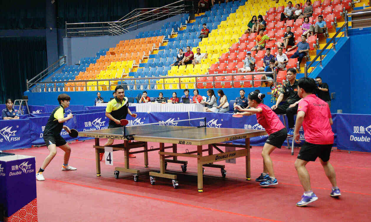 Tran chung ket noi dung doi nam nu giua Cong an Nhan dan T&T gap Quan doi.