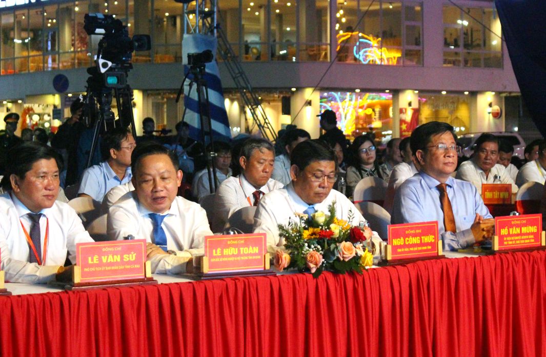 Khoang 400 dai bieu, khach moi den du. Anh: Thanh Mai