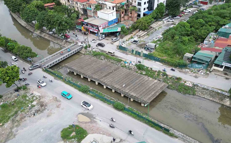 Ready to re-construct the bridge on the billion-dong road that has been unfinished for many years in Hanoi