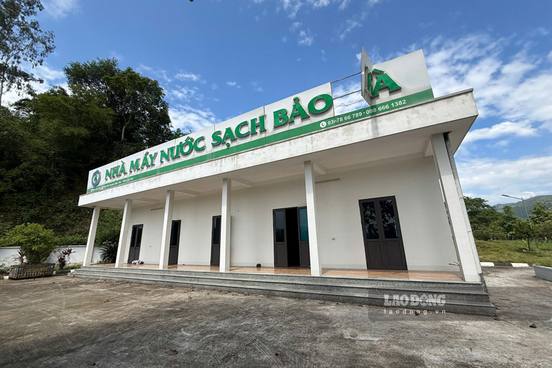 Đơn vị cấp nước cho rằng việc hút nước đó chỉ phục vụ quá trình vệ sinh bể lắng, rửa bùn cát. Ảnh: Đinh Đại 