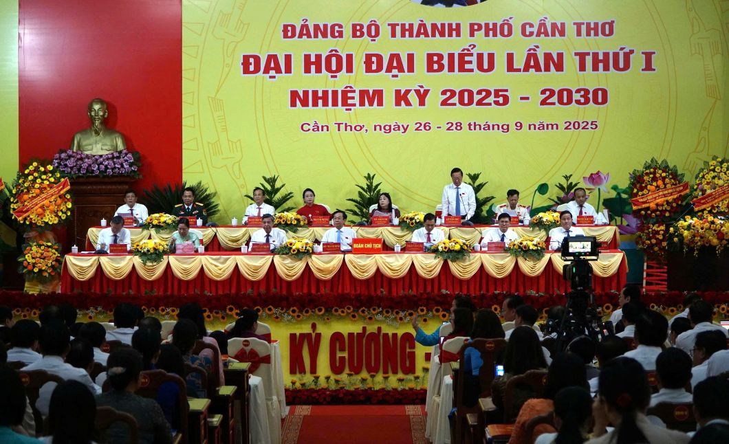 Doan Chu tich Dai hoi Dai bieu Dang bo TP Can Tho lan thu I, nhiem ky 2025 - 2030. Anh: Phuong Anh
