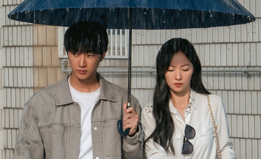 女優チョン・ヨビン、ジョン・ジニョン。写真:映画「Co nang bi an」プロデューサー