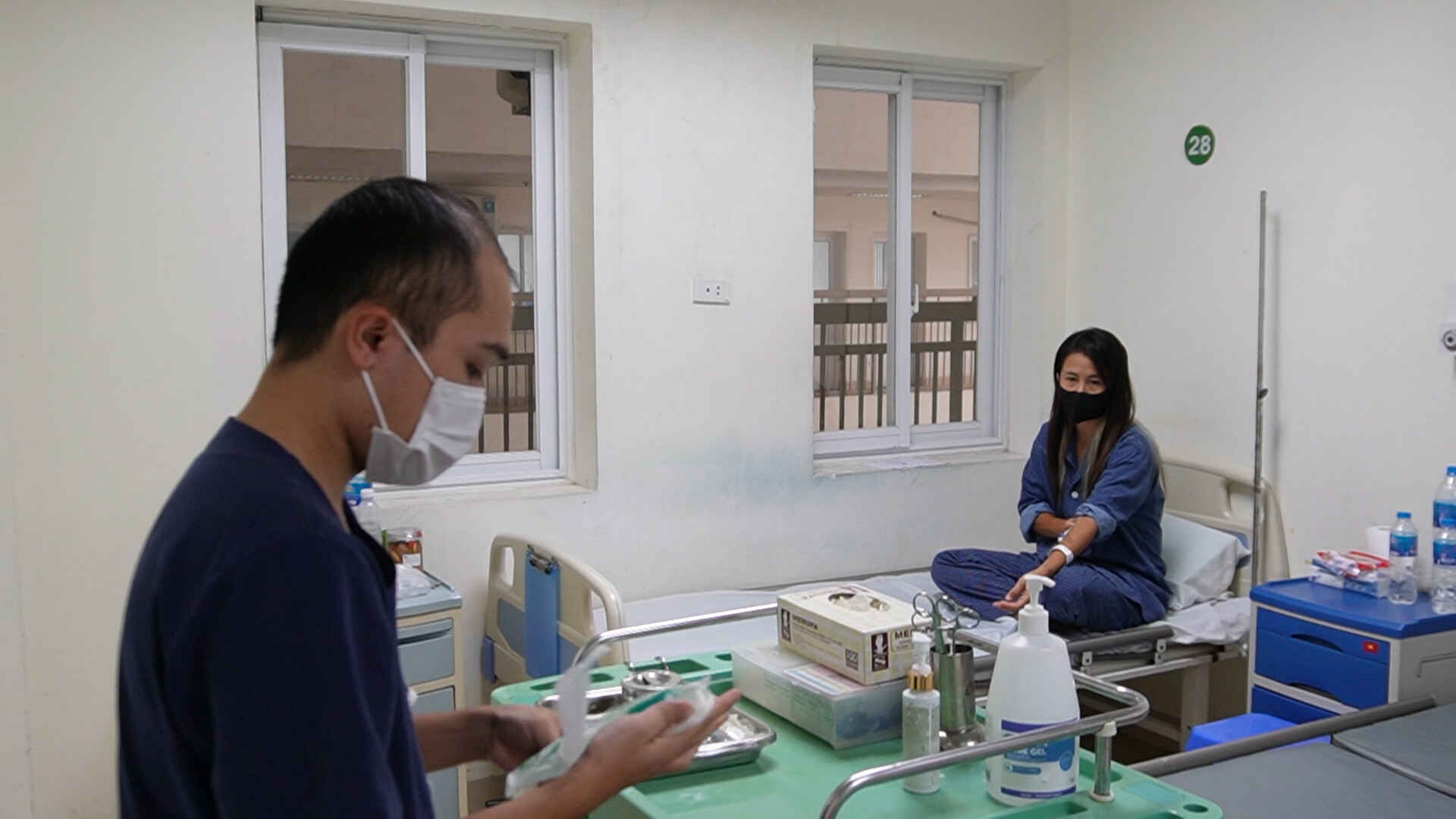 A woman is haunted by dengue fever, thrombocytopenia decreases significantly, risk of having to receive a blood transfusion