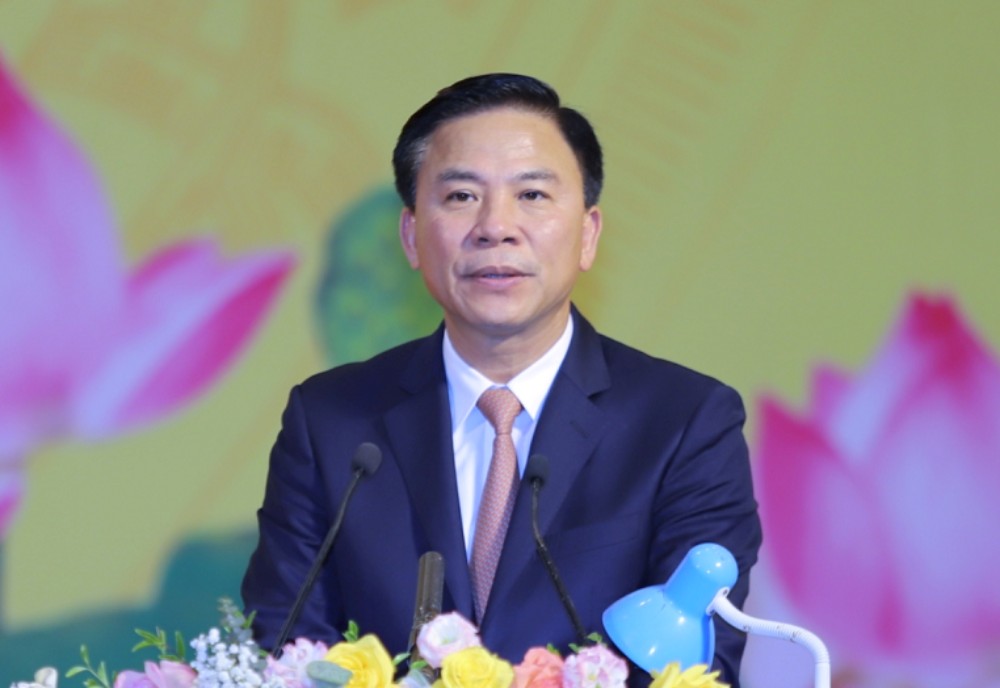 정치국은 당 중앙집행위원회에 권한에 따라 Do Trong Hung 씨에 대한 징계 시행을 검토해 줄 것을 요청했습니다. 사진: TTXVN