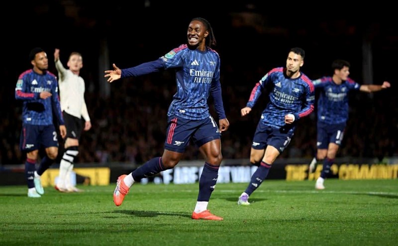 Eberechi Eze just contributed to Arsenal's victory in the League Cup. Photo: AFP