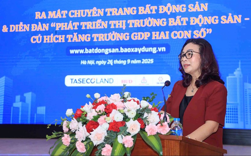 Ms. Tong Thi Hanh - Director of the Department of Housing and Real Estate Market Management (Ministry of Construction). Photo: Nguyen Hung.
