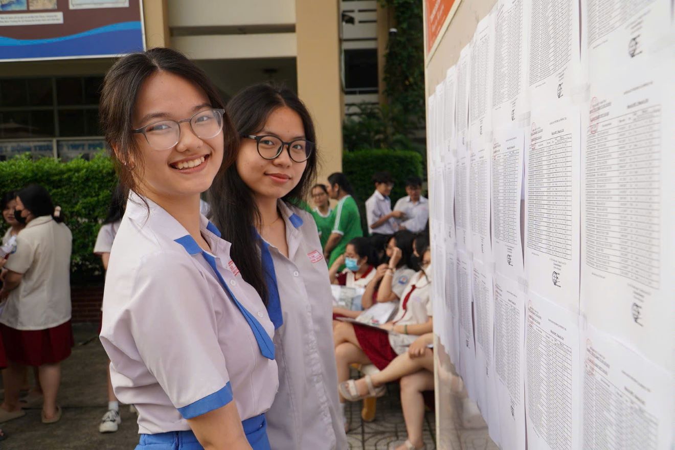 2025년 호치민시 고등학교 졸업 시험 응시생. 사진: Chan Phuc