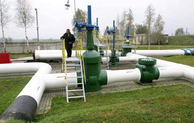 EU dang ra soat dong dau cua Nga van chuyen qua duong ong dan dau Druzhba, von cung cap cho Hungary va Slovakia. Anh: TASS