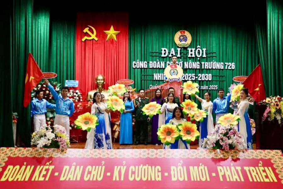 Tiet muc van nghe chao mung dai hoi. Linh Khoi