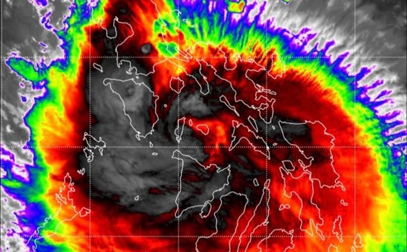 The center of Bualoi after sweeping through Masbate, Philippines on the morning of September 26. Photo: Philippine Weather System/Pacific Storm Update