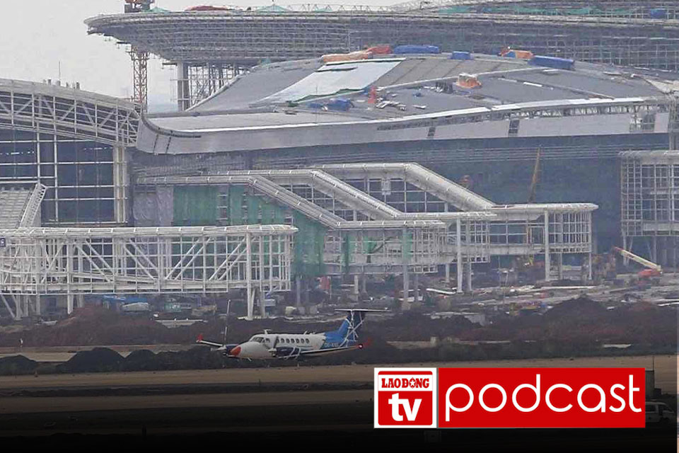 Nouvelles du matin du 27 septembre : Premier vol approchant l'aeroport international de Long Thanh