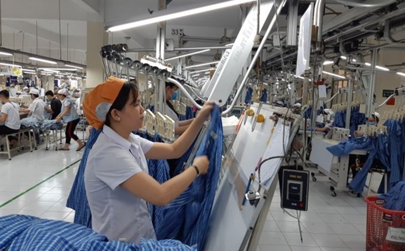 Vietnam's textile and garment enterprises are facing new challenges. Photo: Nam Duong