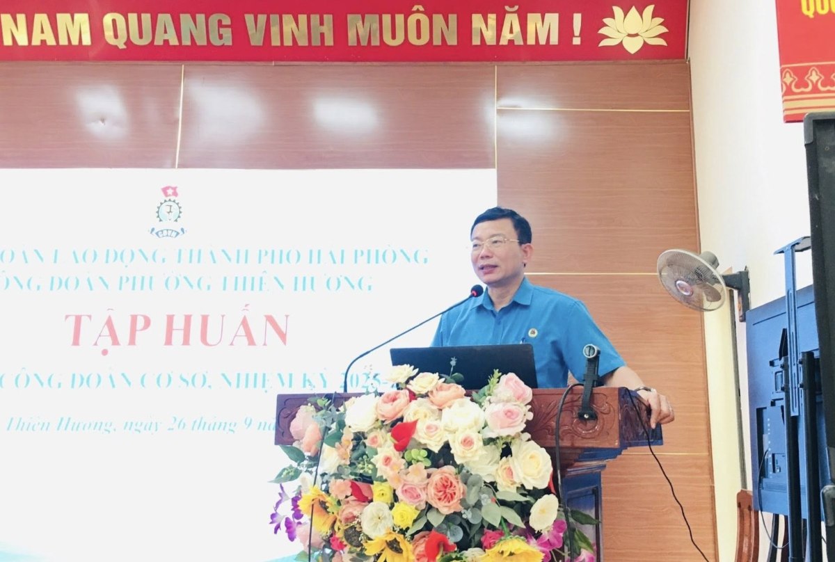 The reporter of the Hai Phong City Urban Labor Federation expressed the basic content of the work of being accused of being unjust. Photo: Hoang Hue